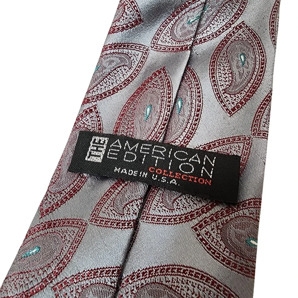 The American Edition Collection Men's Paisley Tie Grey Red Made in USA Polyester